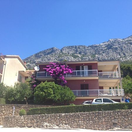 Apartments Villa Karme Brela Εξωτερικό φωτογραφία