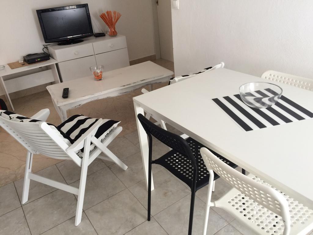 Apartments Villa Karme Brela Εξωτερικό φωτογραφία