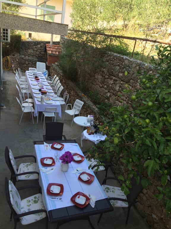 Apartments Villa Karme Brela Εξωτερικό φωτογραφία