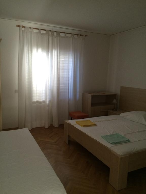 Apartments Villa Karme Brela Εξωτερικό φωτογραφία