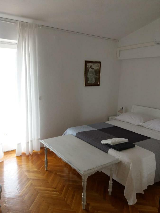 Apartments Villa Karme Brela Εξωτερικό φωτογραφία