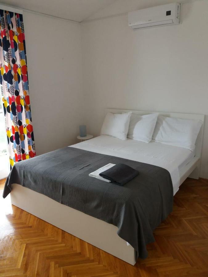Apartments Villa Karme Brela Εξωτερικό φωτογραφία